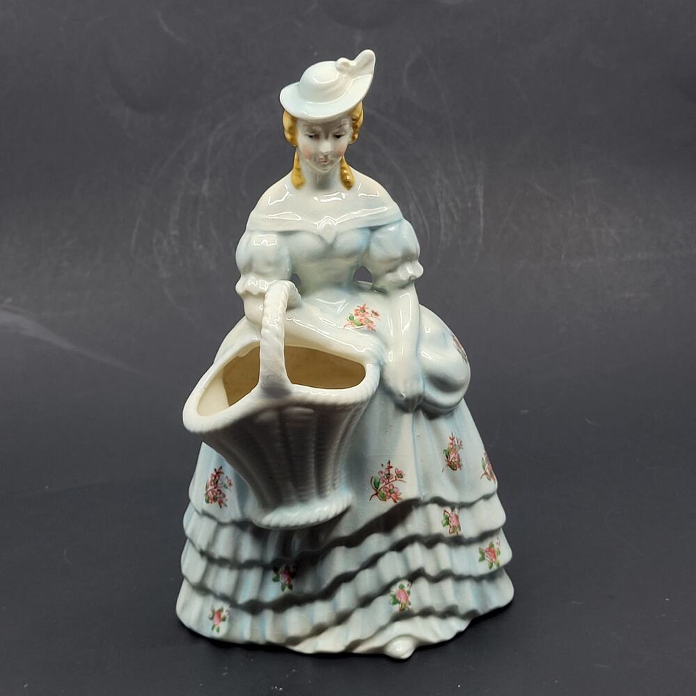 Vintage Beautifu Porcelain Ceramic Woman Figurine Bud Vase Made in Japan